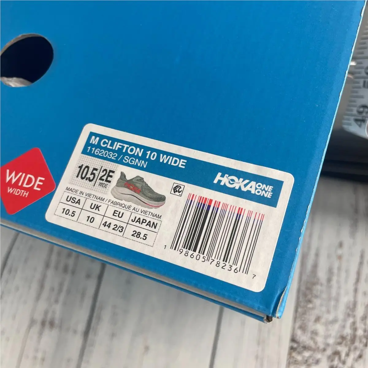 Hoka shoes - Green (UPC: 198605782367) 9