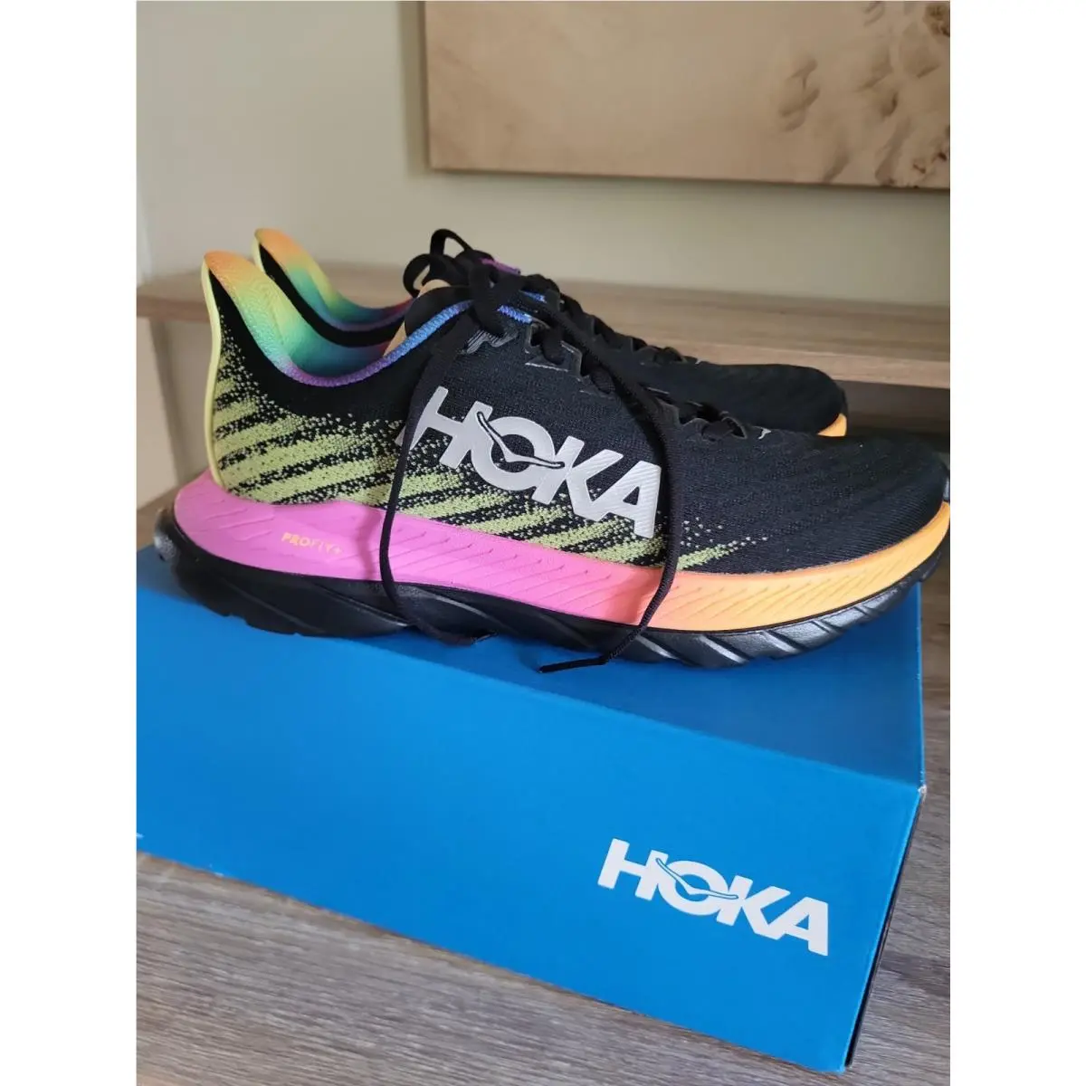 Hoka One One Mach 5 Women`s Size 8 B Medium Running Shoes Multicolor
