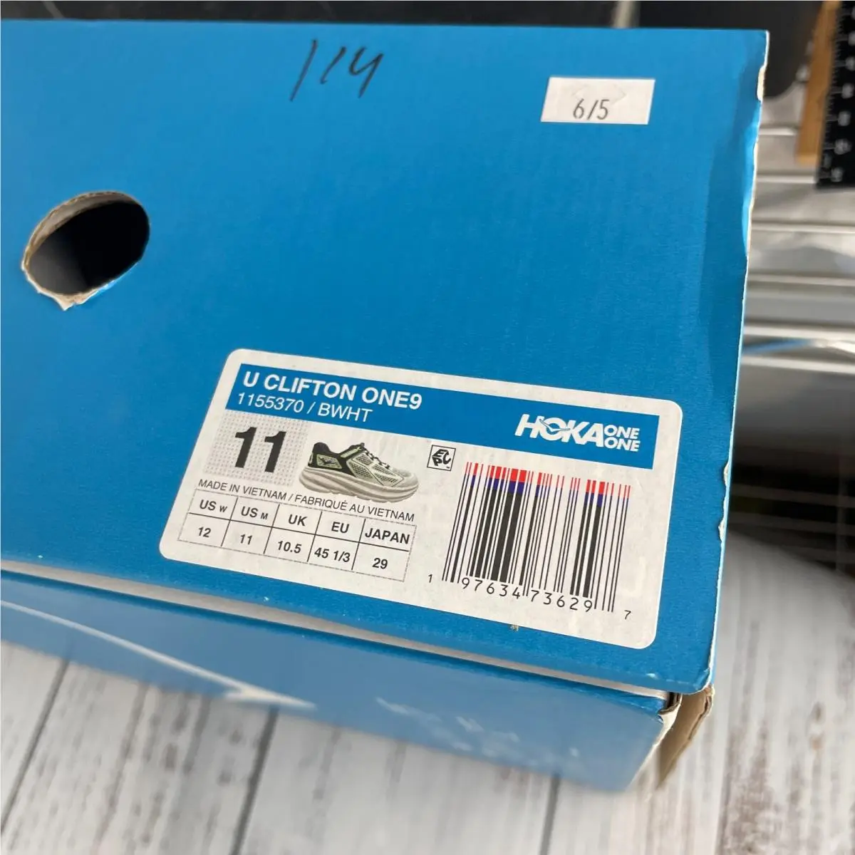 Hoka shoes - Hoka One One Clifton 9 - White 9