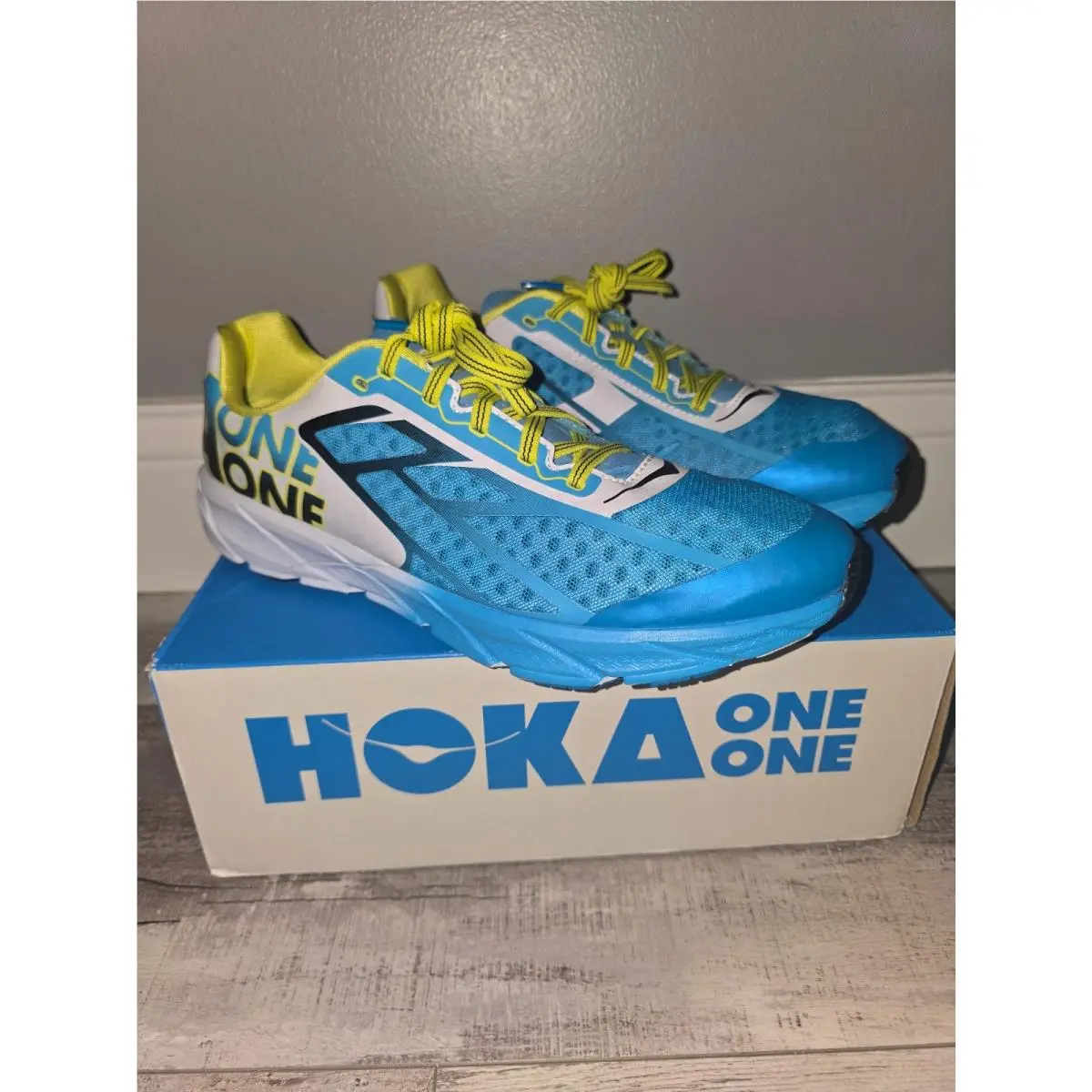 Hoka One One Tracer Trainer- - Mens 10