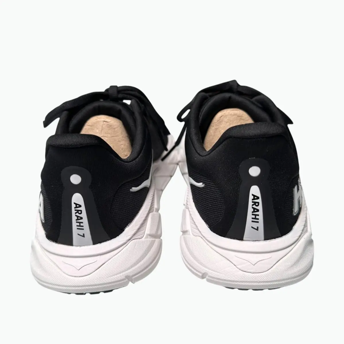 Hoka shoes - Hoka Arahi 7 - Arahi - Black White 3