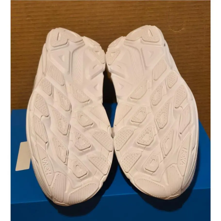 Hoka shoes - HOKA ONE ONE CLIFTON 9 - White/White 4