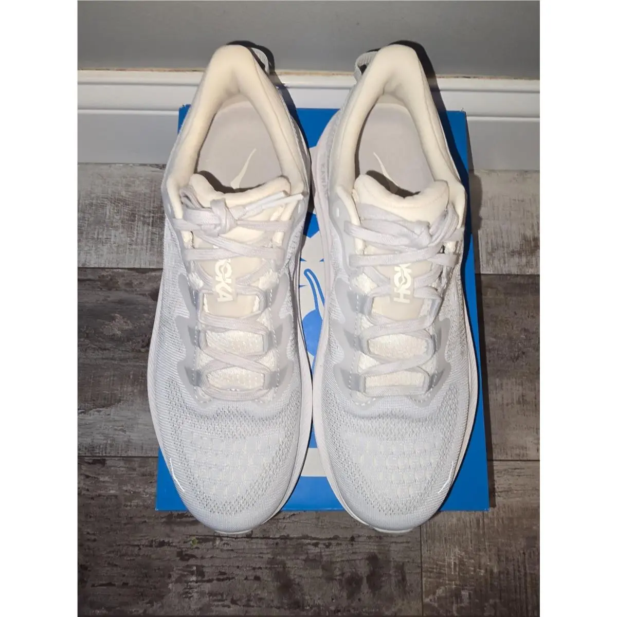 Hoka shoes - White 2