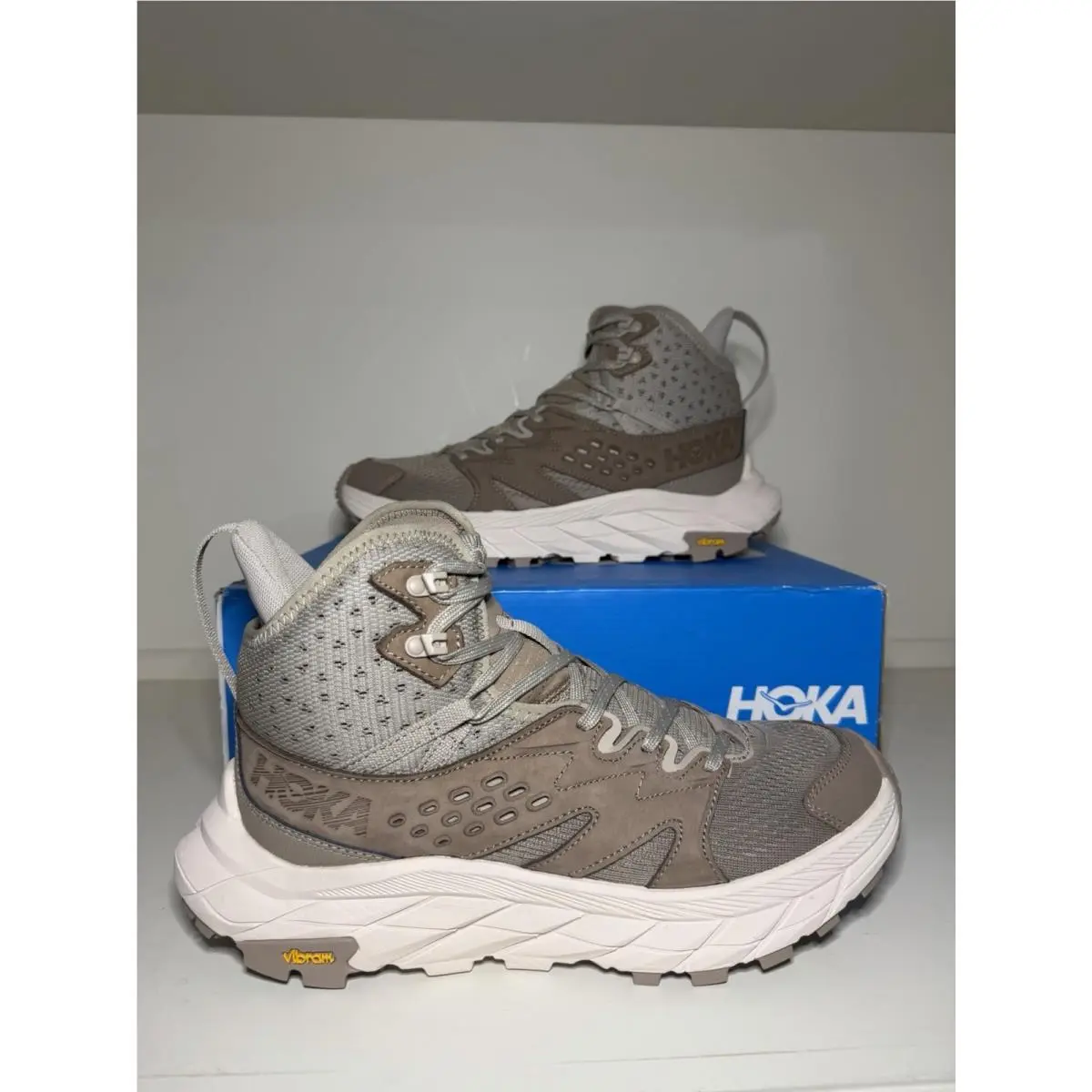Size 9 - Hoka One One Hoka Anacapa Breeze Mid Dune Eggnog W