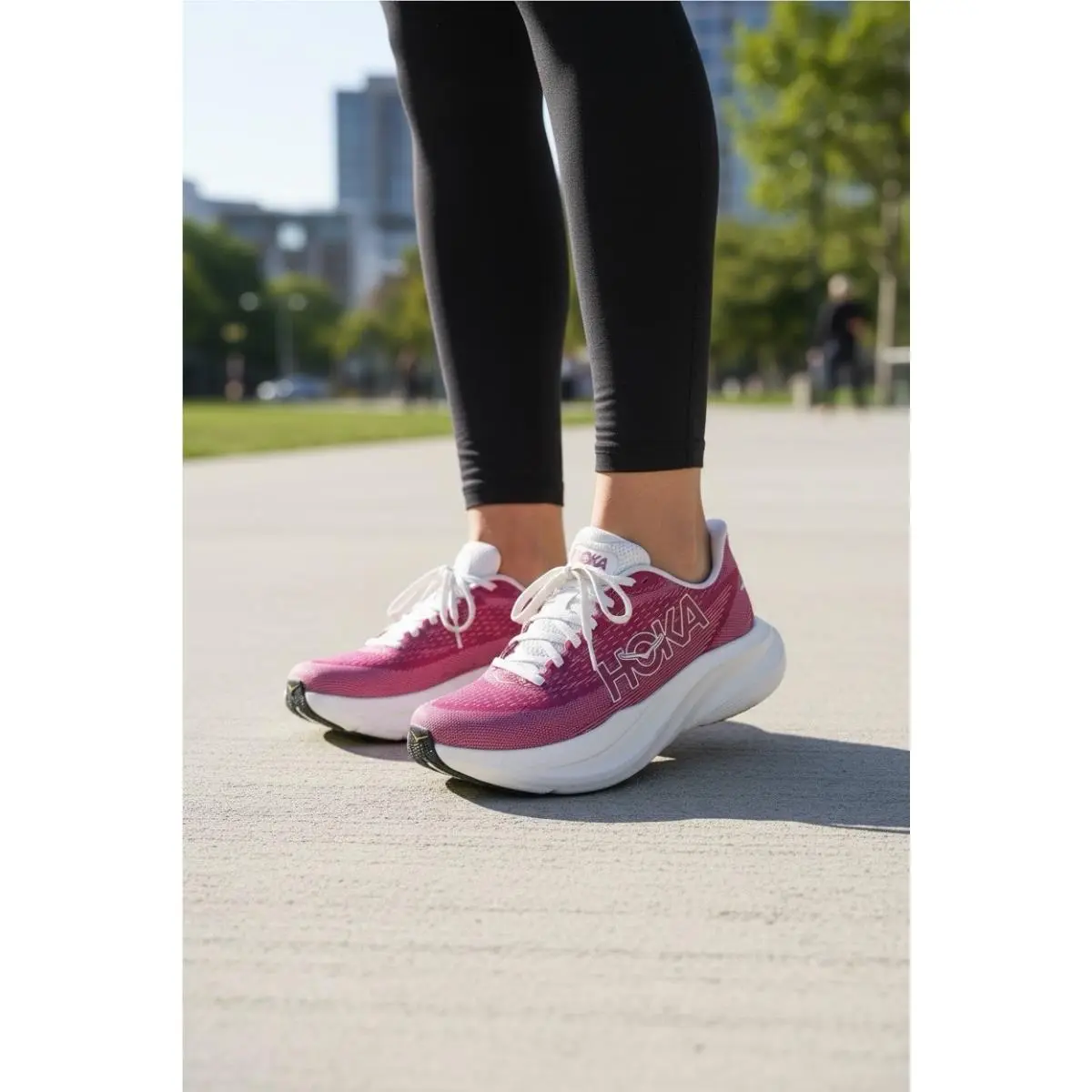 Hoka Mach Lingonberry Cranberry 1171938/LYC Women`s Size 7