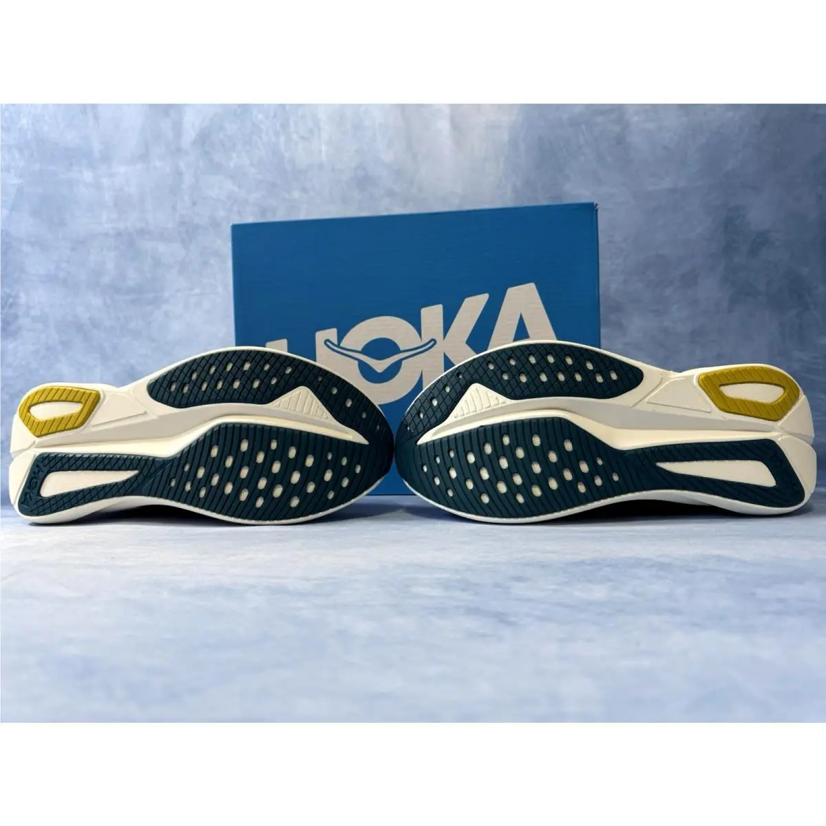 Hoka shoes - mach 7 - mach - 1171938 - Lingonberry & Cranberry 8