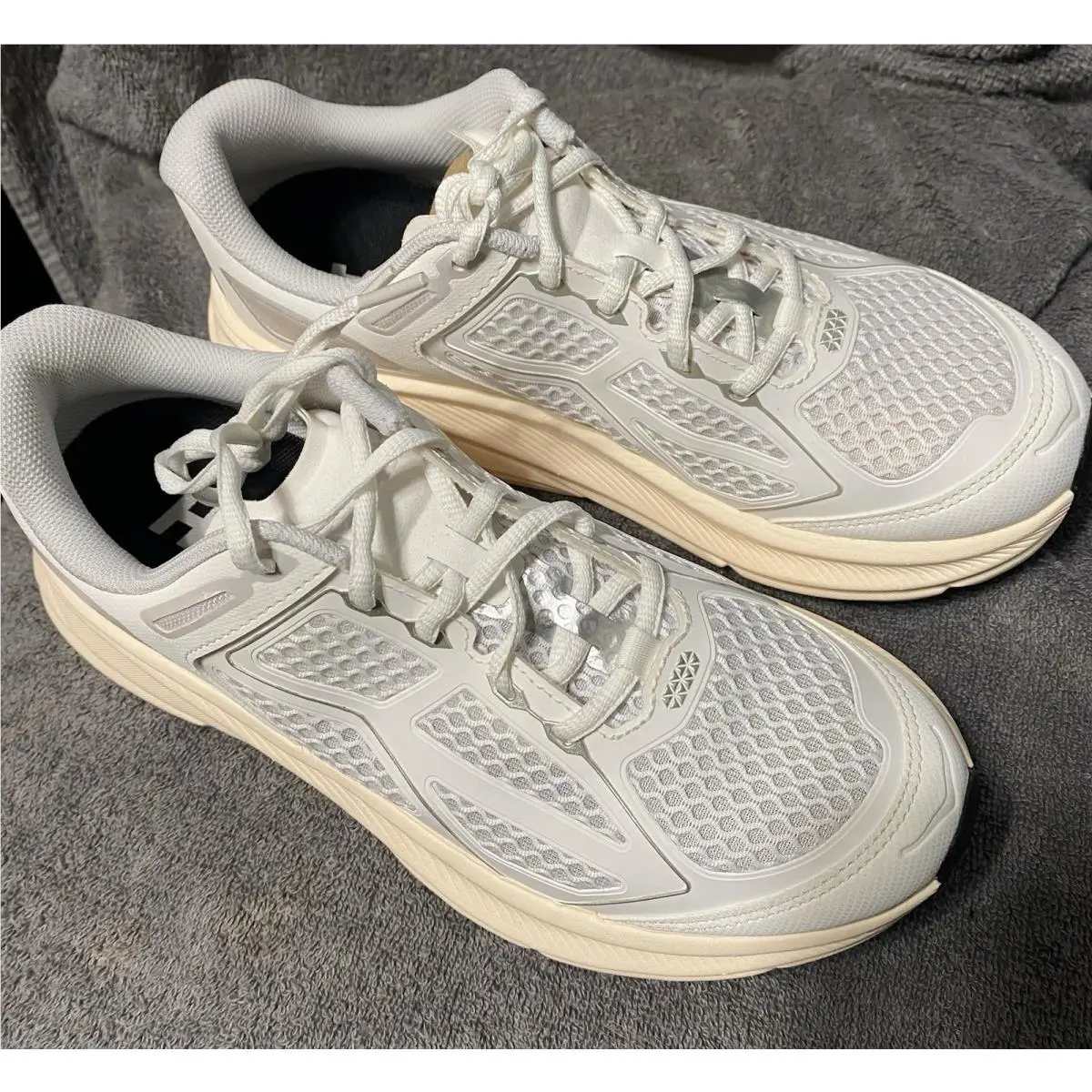 Hoka shoes - Hoka Uclifton One 9 - Uclifton One - White 6