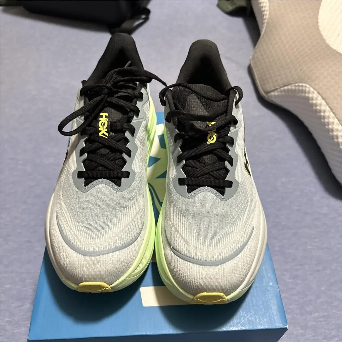 5038 Hoka Mens Skyflow Blue/lime Running Shoes-us 9D