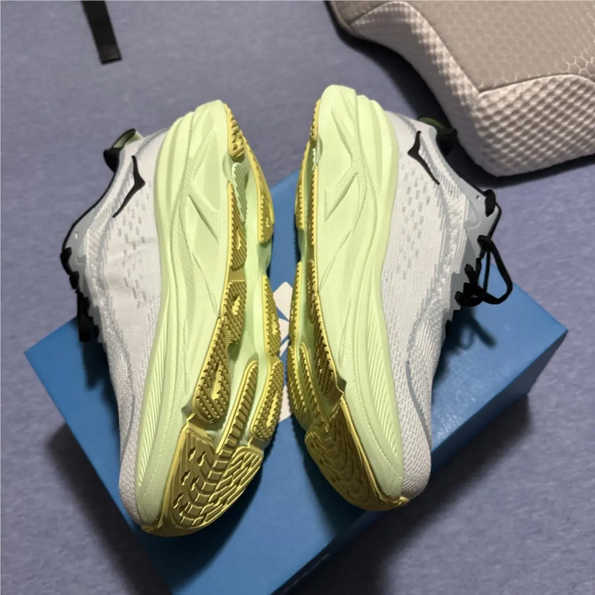 Hoka shoes - Hoka Skyflow - Skyflow - Blue 3