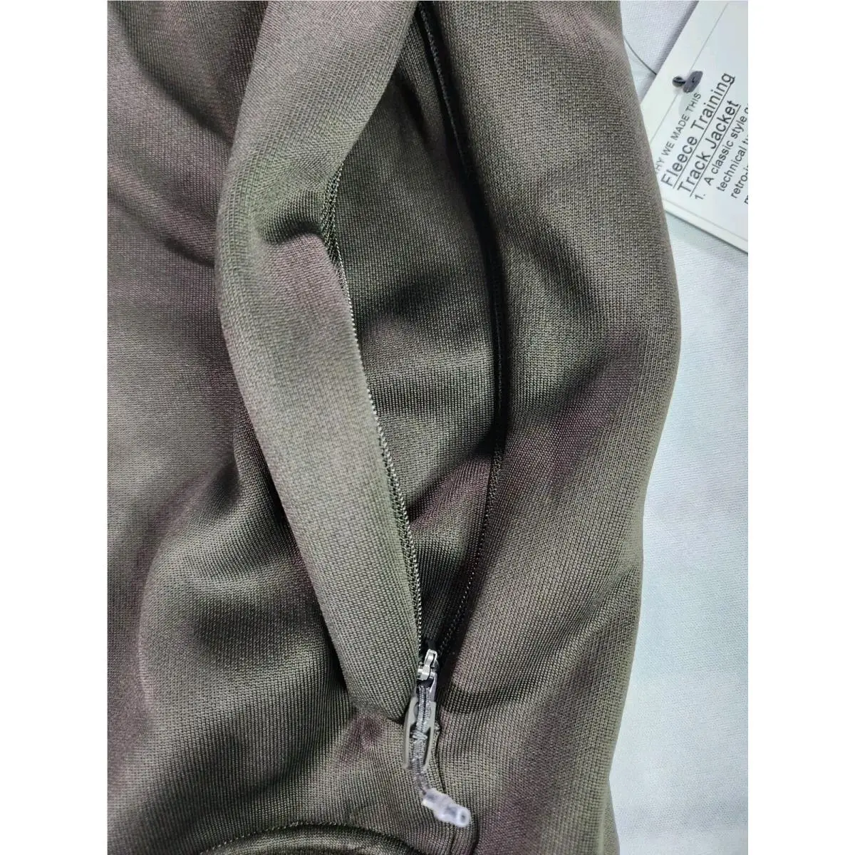 Lululemon clothing - Lululemon Fleece Training - Fleece Training - Dark Olive 8