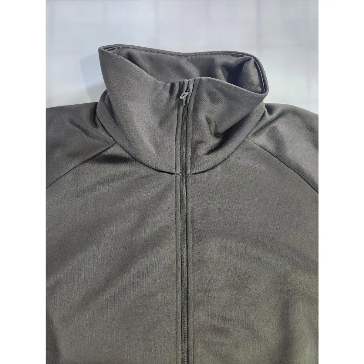Lululemon clothing - Lululemon Fleece Training - Fleece Training - Dark Olive 0
