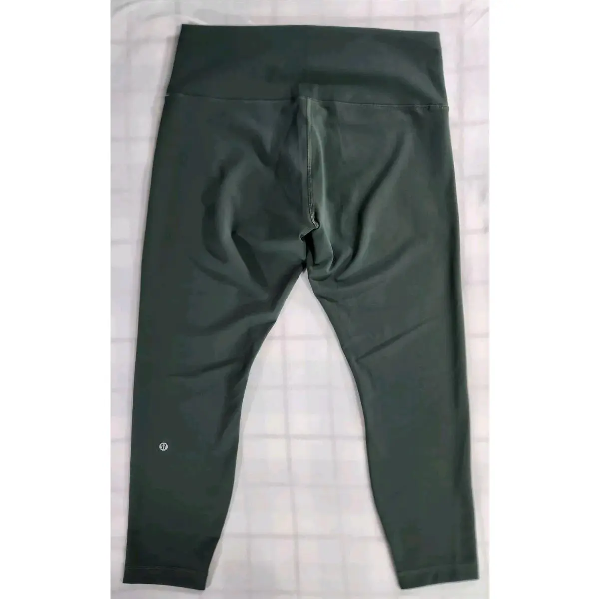 Lululemon clothing - Green 9