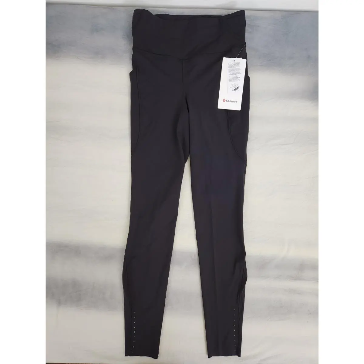 Lululemon Fast and Free HR Tight 28 Pockets Women`s Size 4 Black