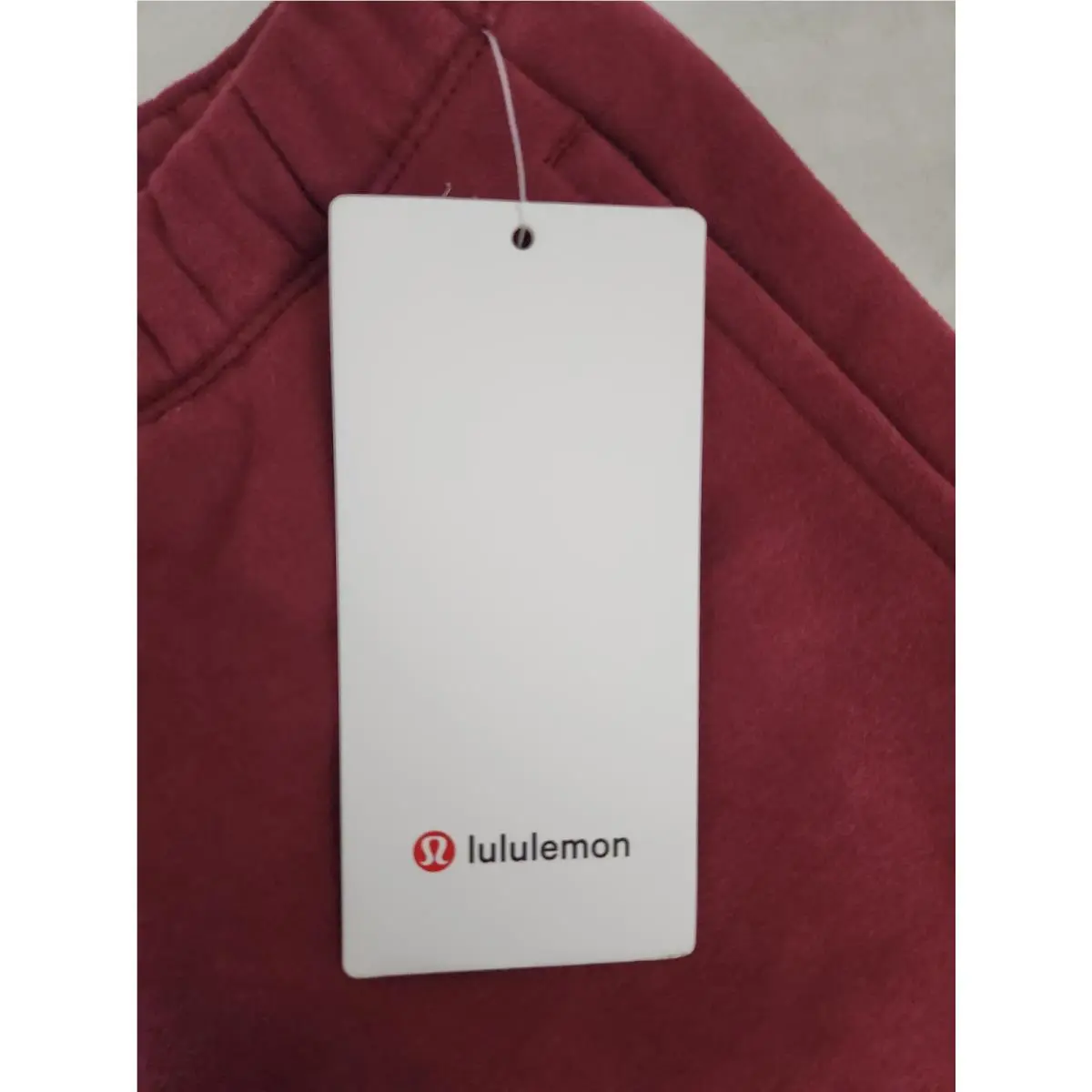 Lululemon clothing - Burgundy Bay 1