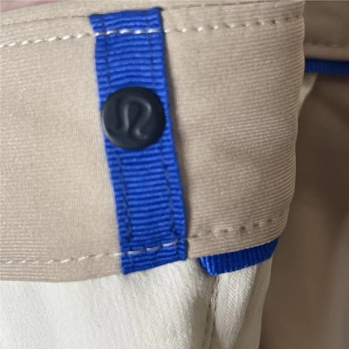 Lululemon clothing - Lululemon Commission - Commission - Beige 13