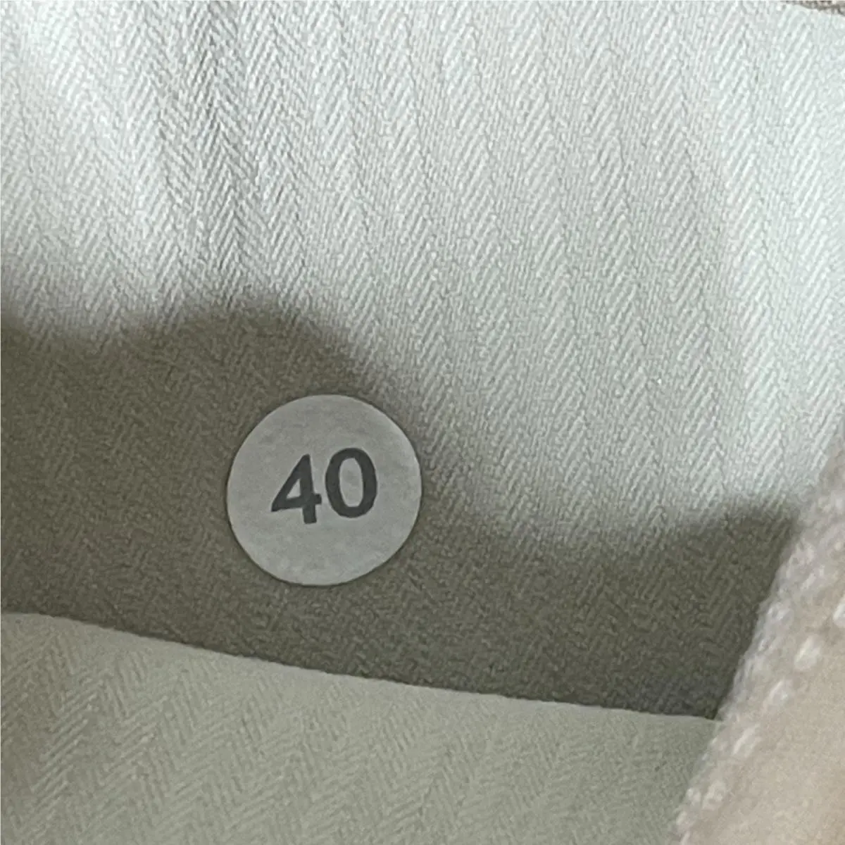 Lululemon clothing - Lululemon Commission - Commission - Beige 7