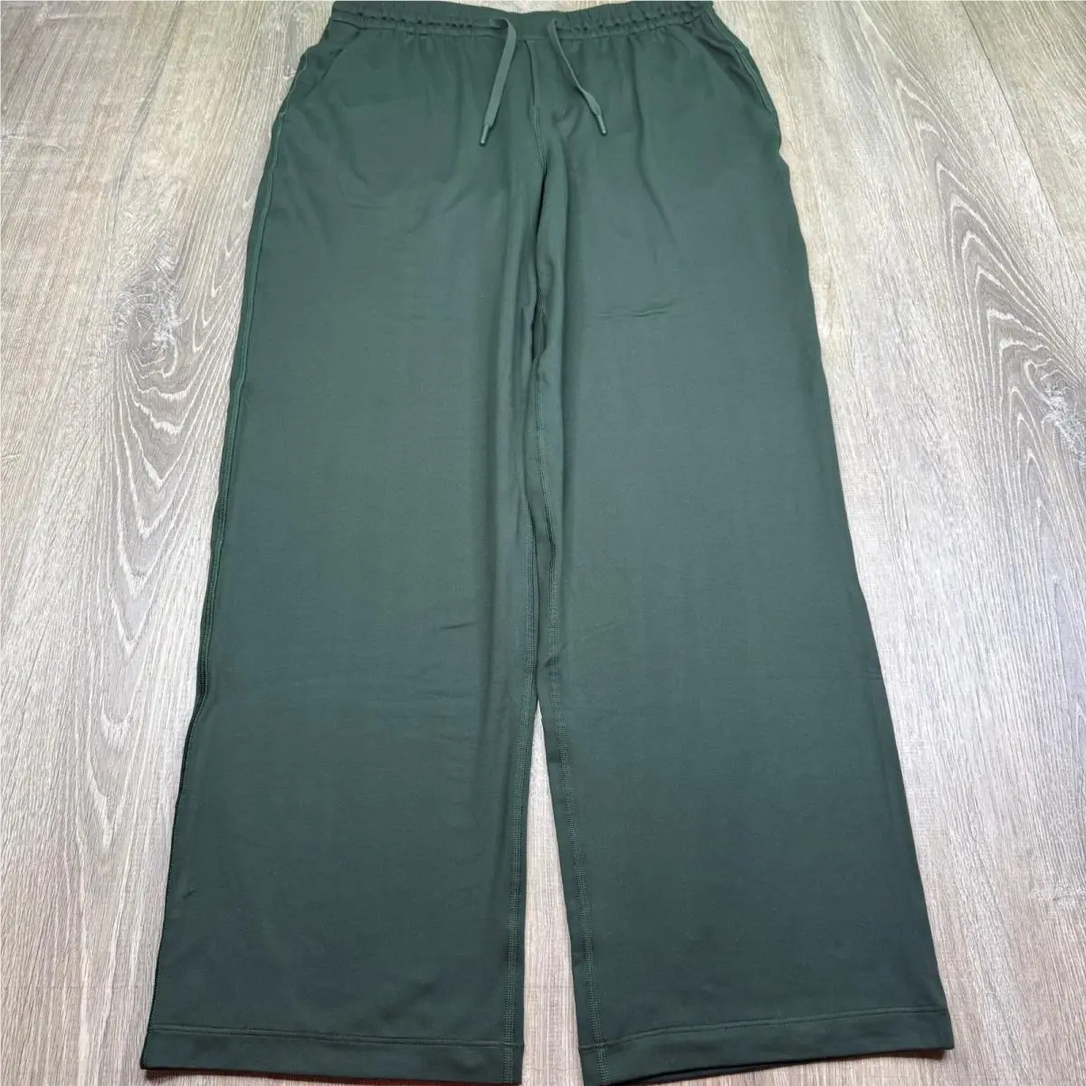 Lululemon Mens Green Soft Jersey Regular Classic Straight Leg Pants Size L