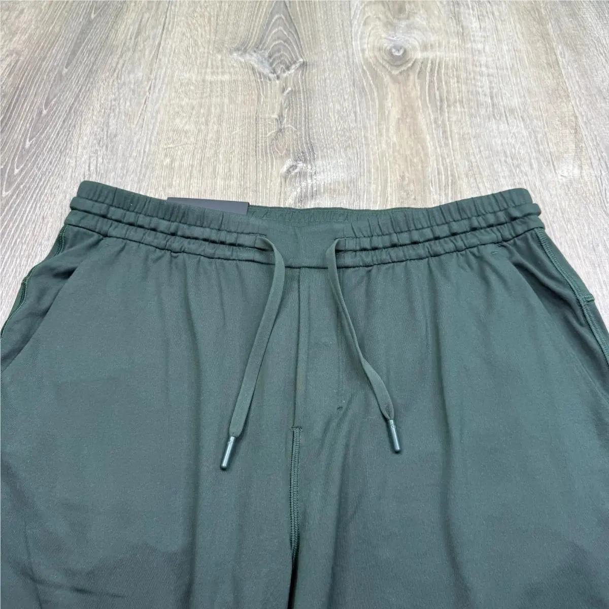 Lululemon clothing - Green 1