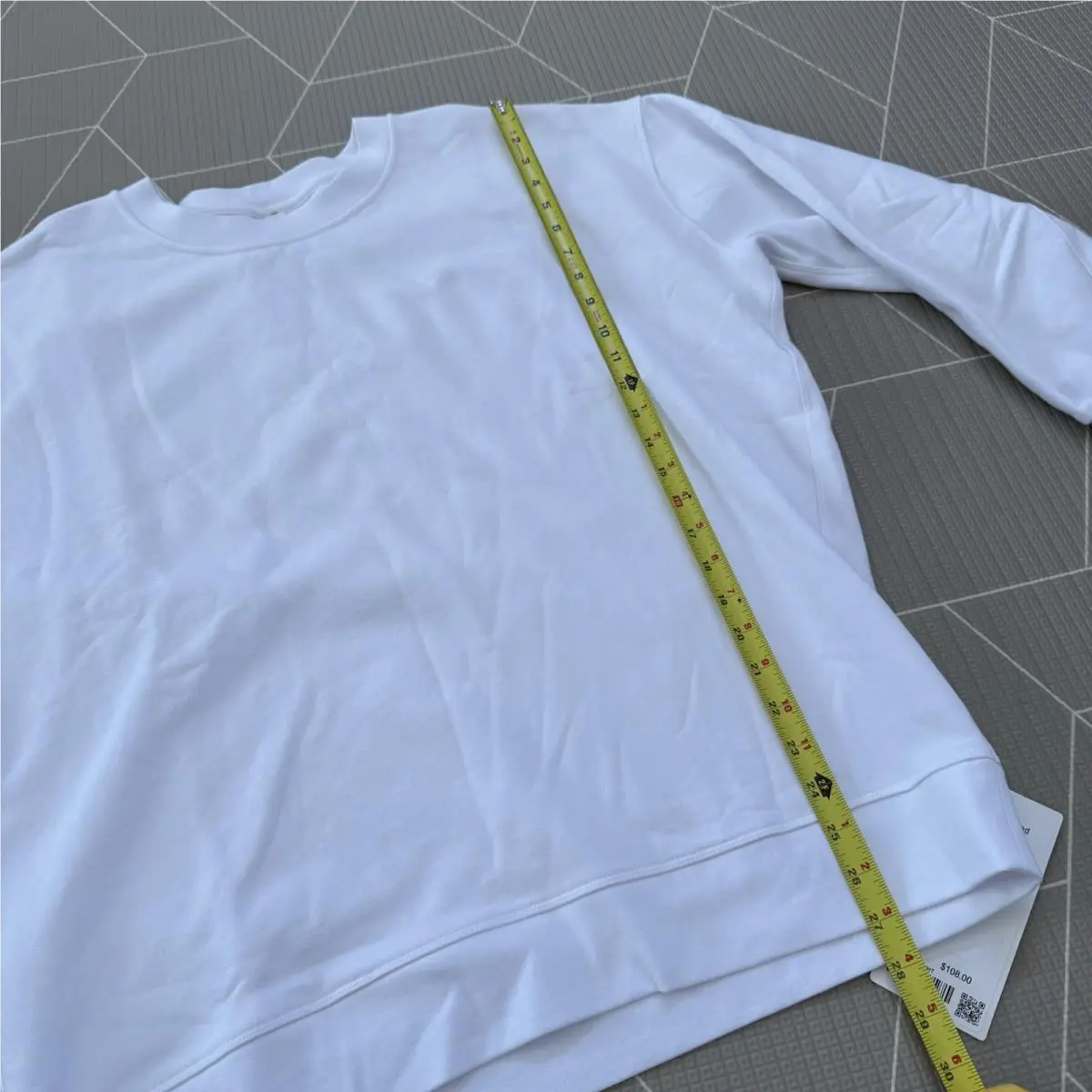 Lululemon clothing - White 4