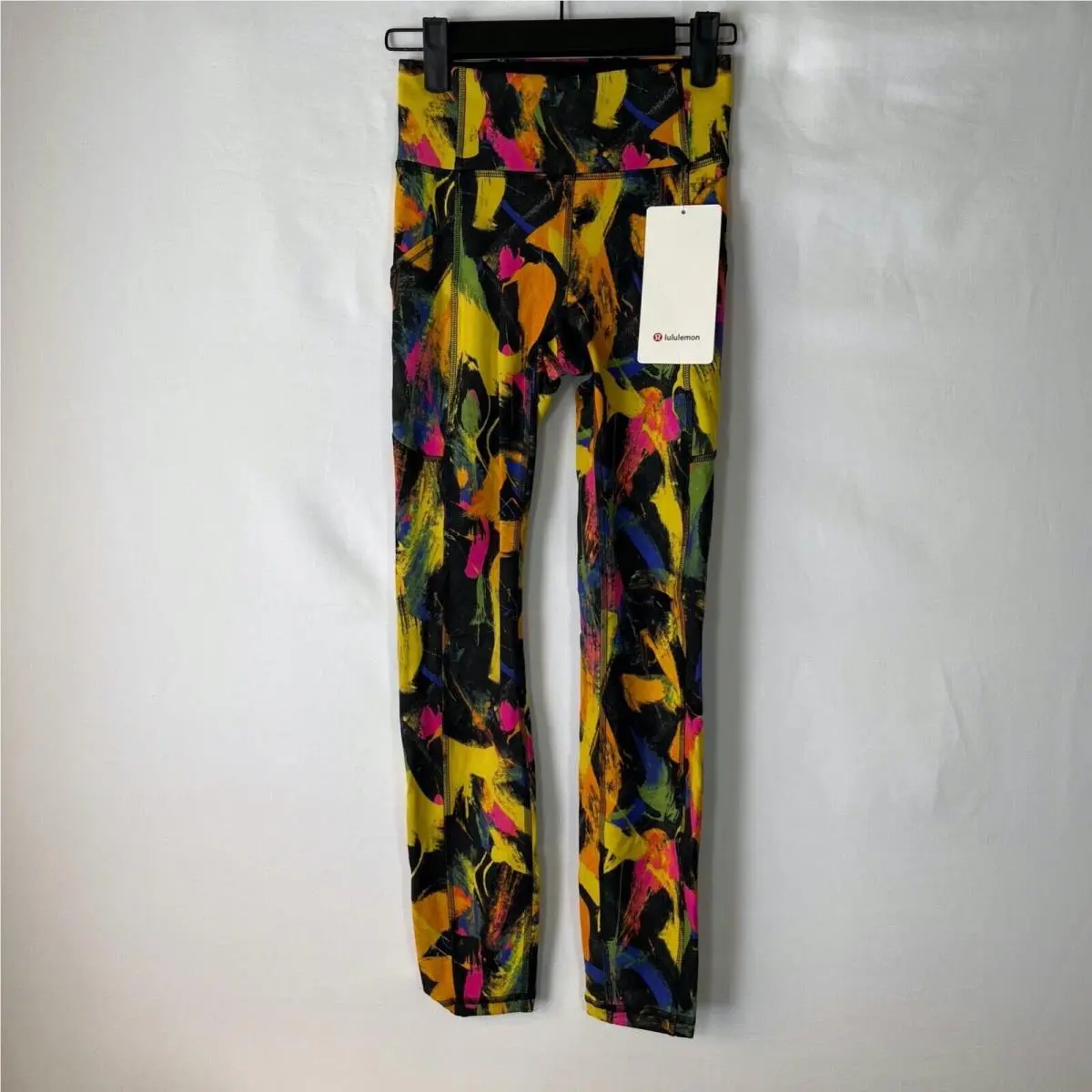 Lululemon clothing - Black/Multi 0