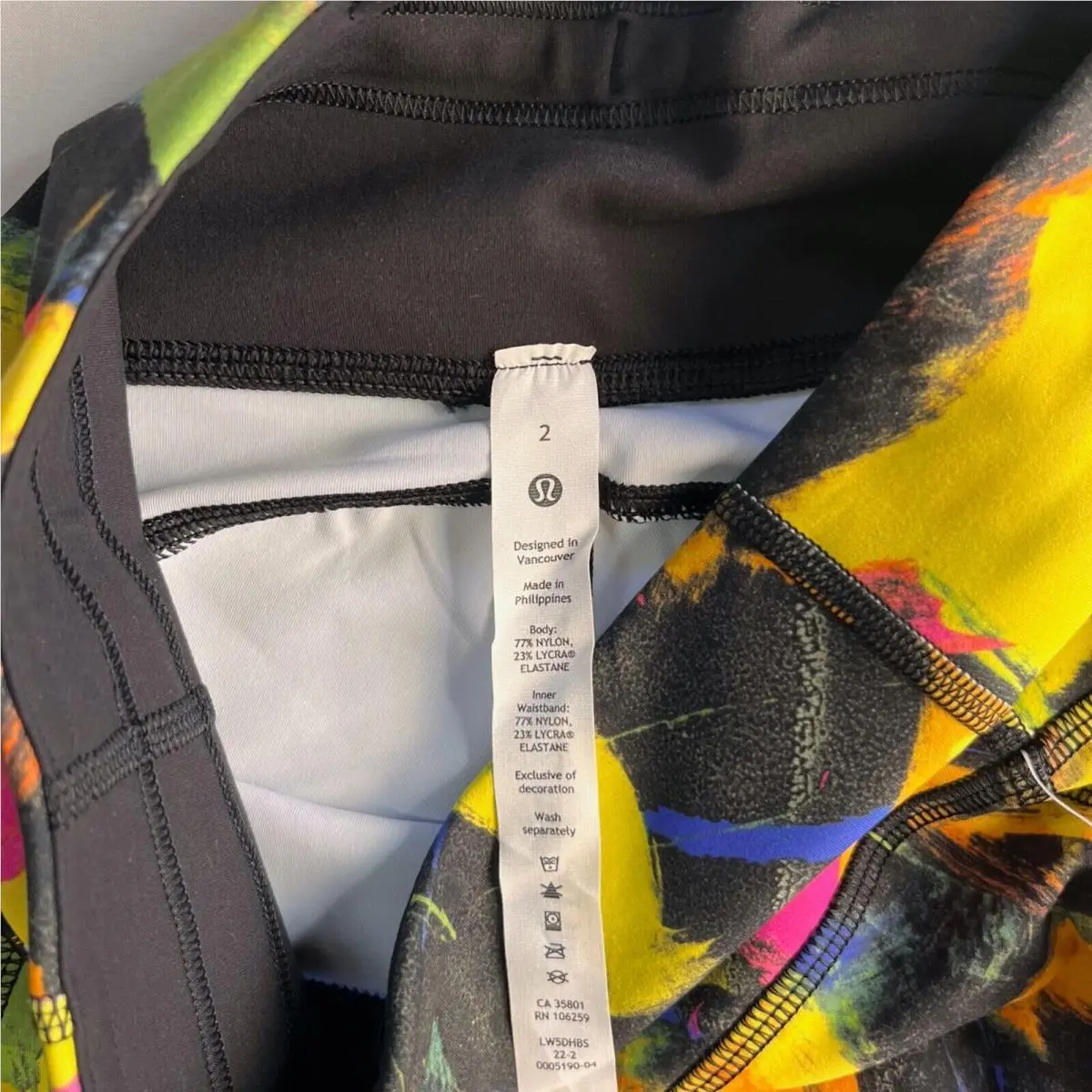 Lululemon clothing - Black/Multi 3
