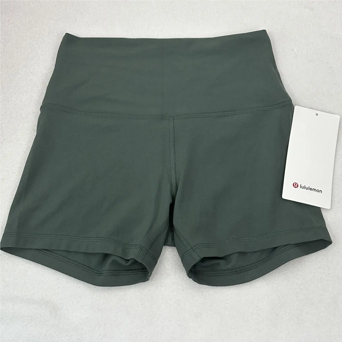 Lululemon Align High Rise Short 4 Dark Forest Size 6 Biker Yoga Pilates Gym