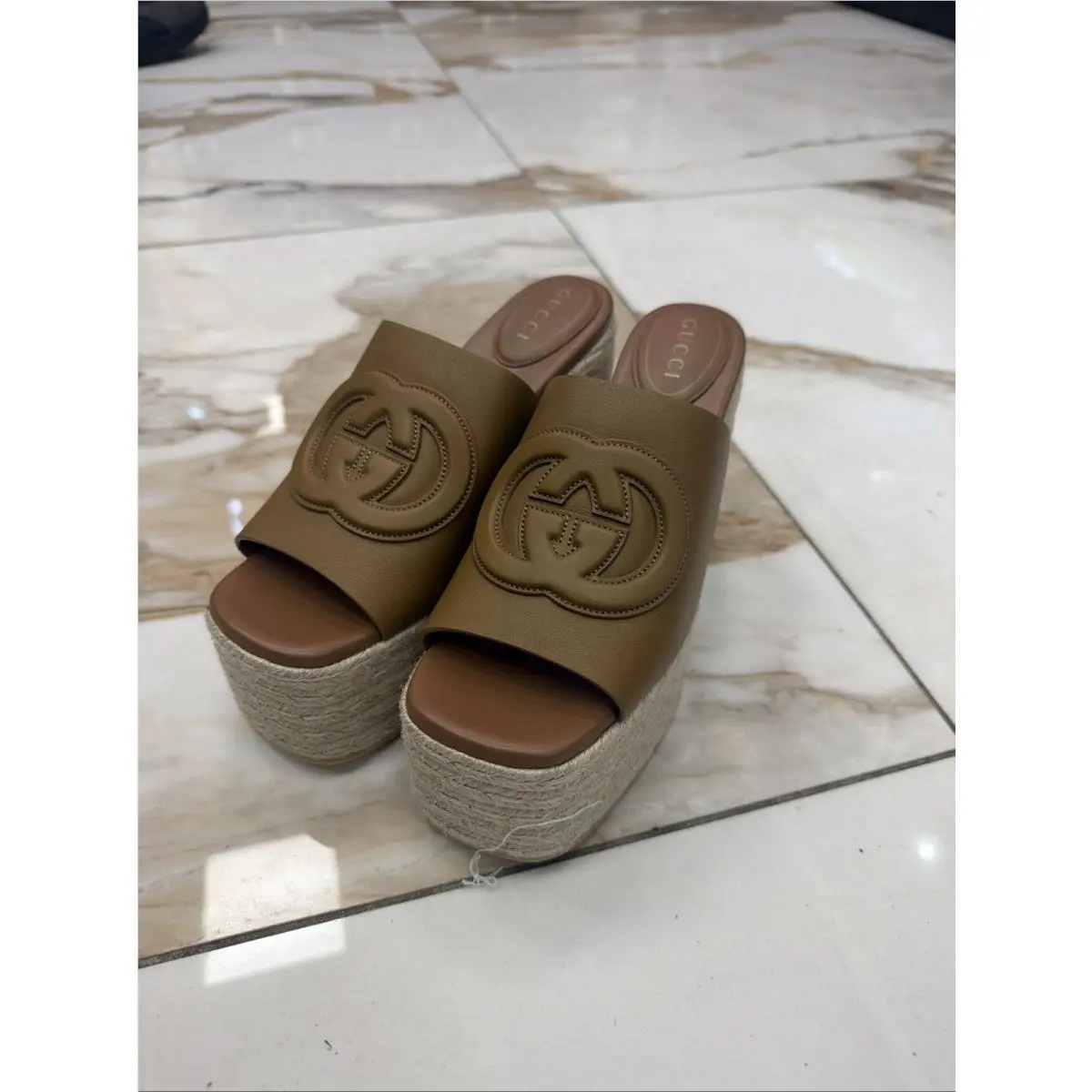 Wmns Gucci Leather Wedge Mules 817212 AP0B0 2717