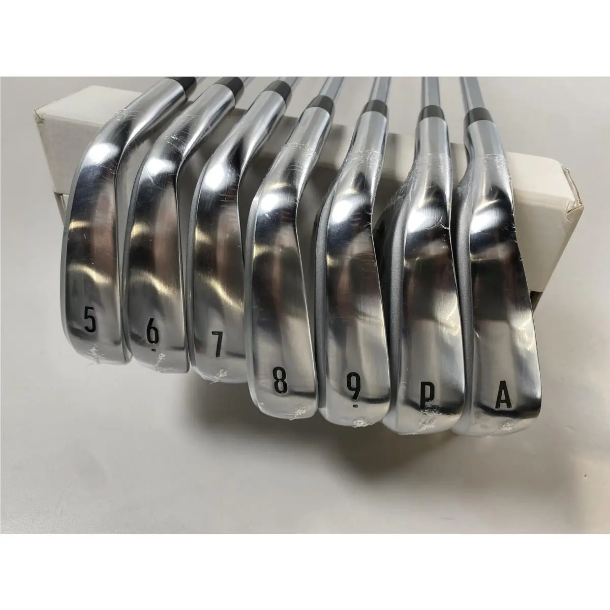 Callaway Men LH Quantum Max OS Iron 7-Club Set 5-PW AW w/ Kbs Max 90 Steel Shaft