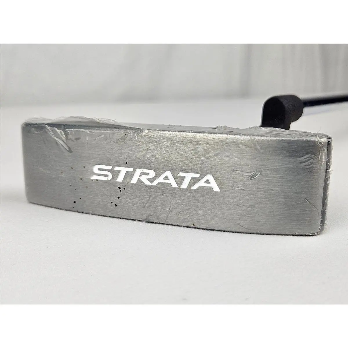 Callaway Strata Plus Blade Putter Men`s RH 33.5 in Plastic
