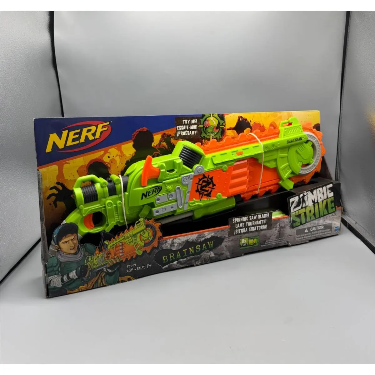 Nerf Zombie Strike Brainsaw Chainsaw Pump Action Dart Blaster Gun