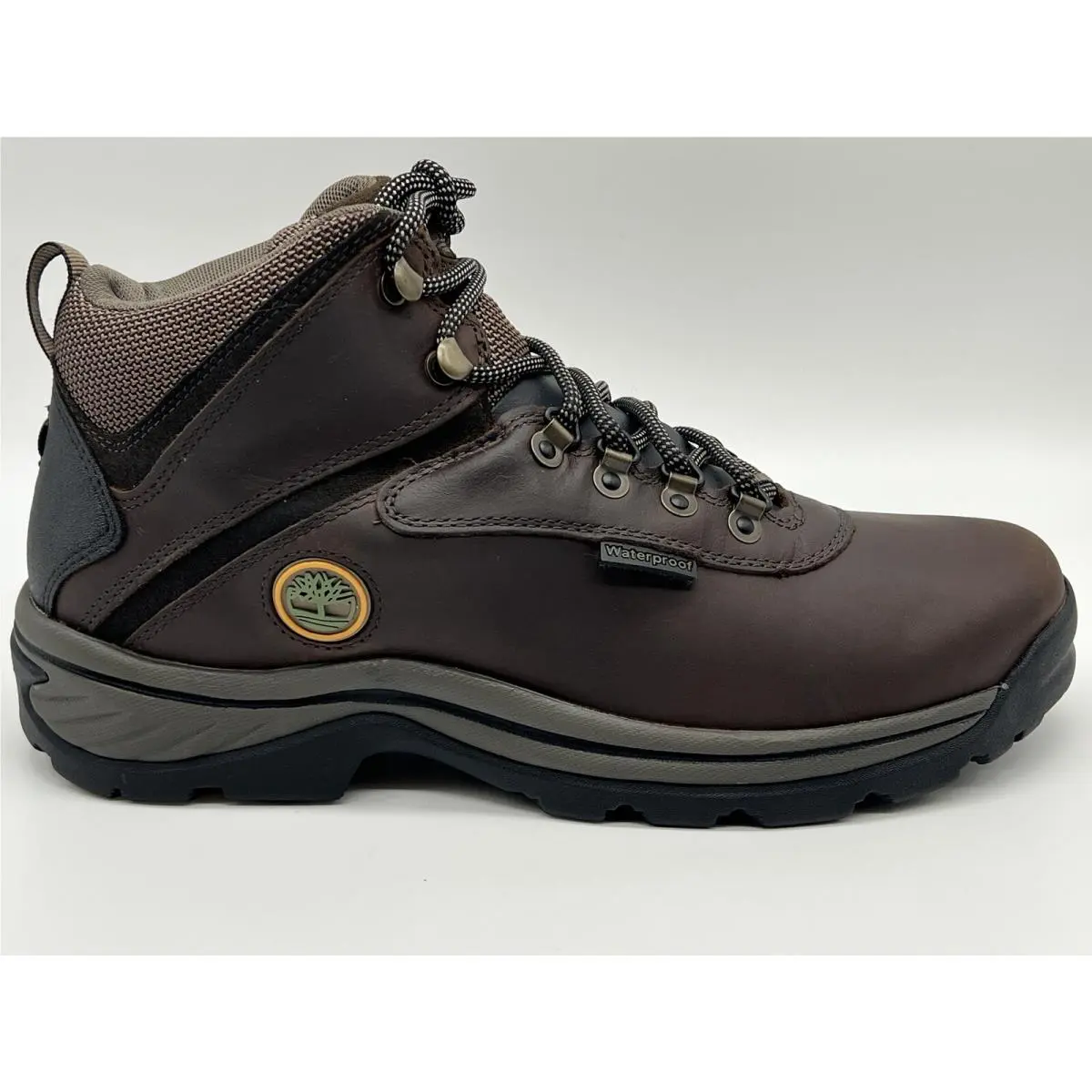 Timberland Sz 9 Medium Waterproof Leather Boots Men’s in Brown 012135