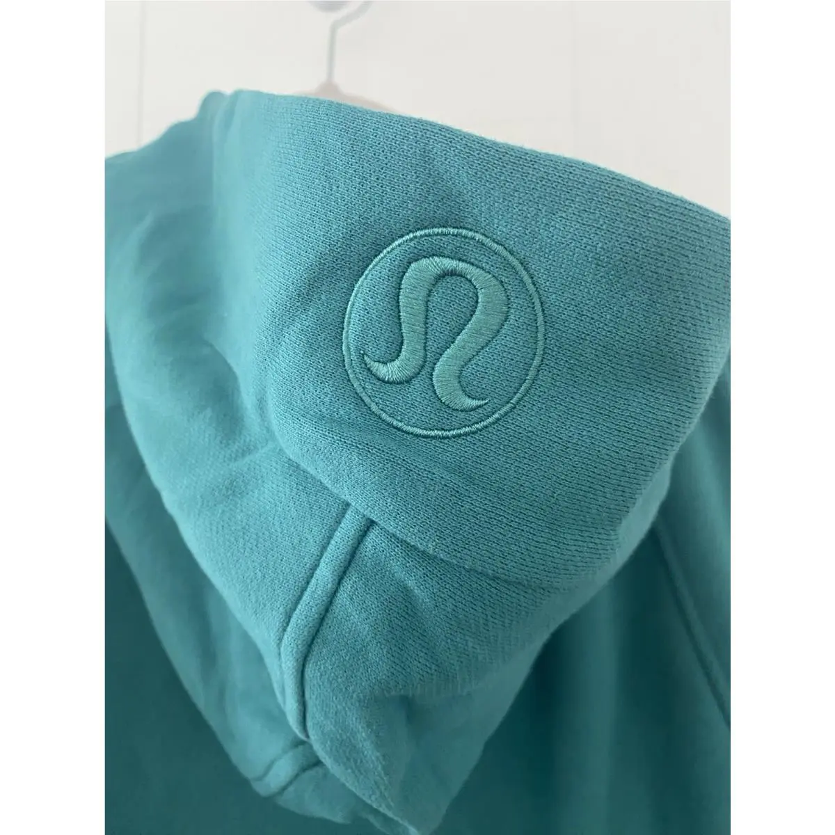 Lululemon clothing - Green 1