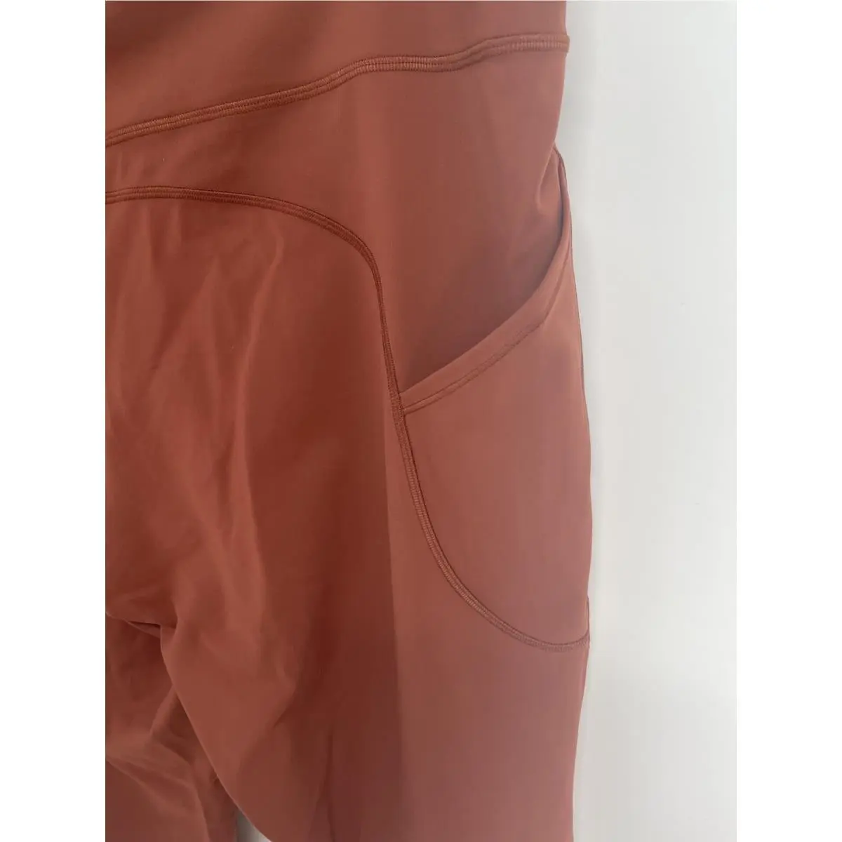 Lululemon clothing - Brown 4