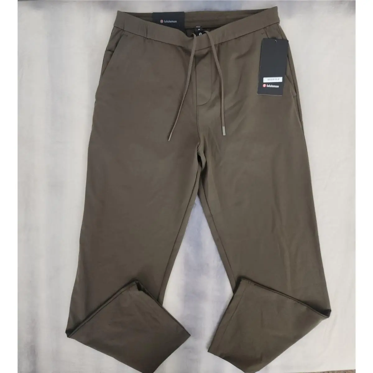Lululemon M Daydrift Classic Fit Trouser Regular Olive Brown Men`s Medium