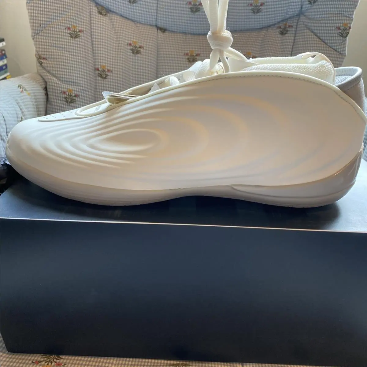 Adidas Harden Vol. 10 Bstn Shoes DS Adidas KJ6894
