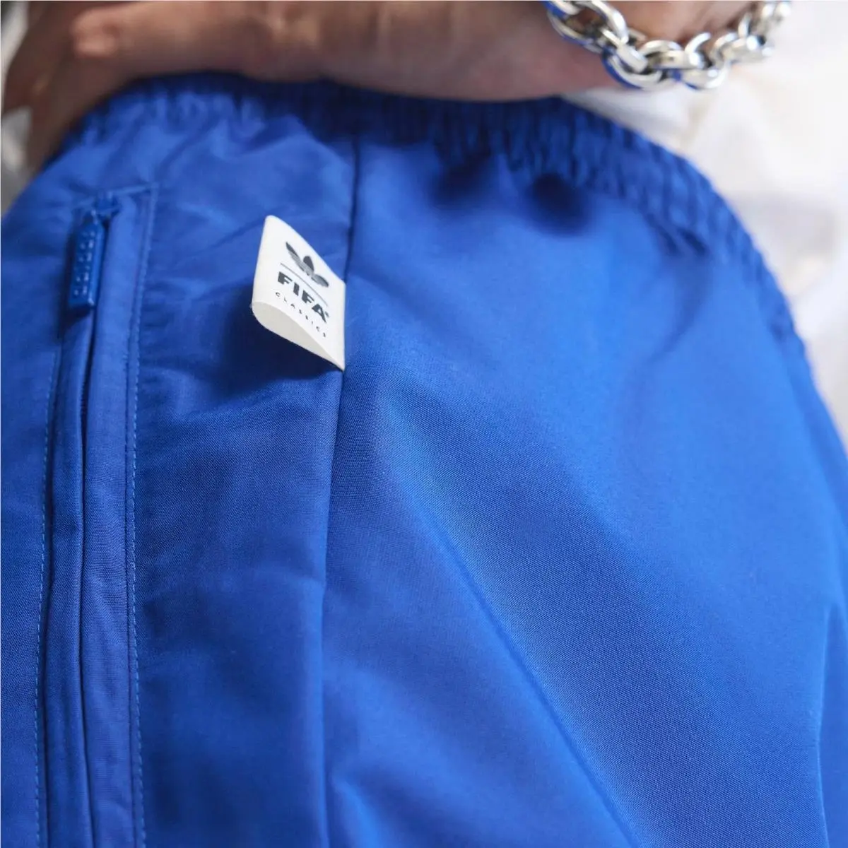 Adidas clothing - ROYBLU 16