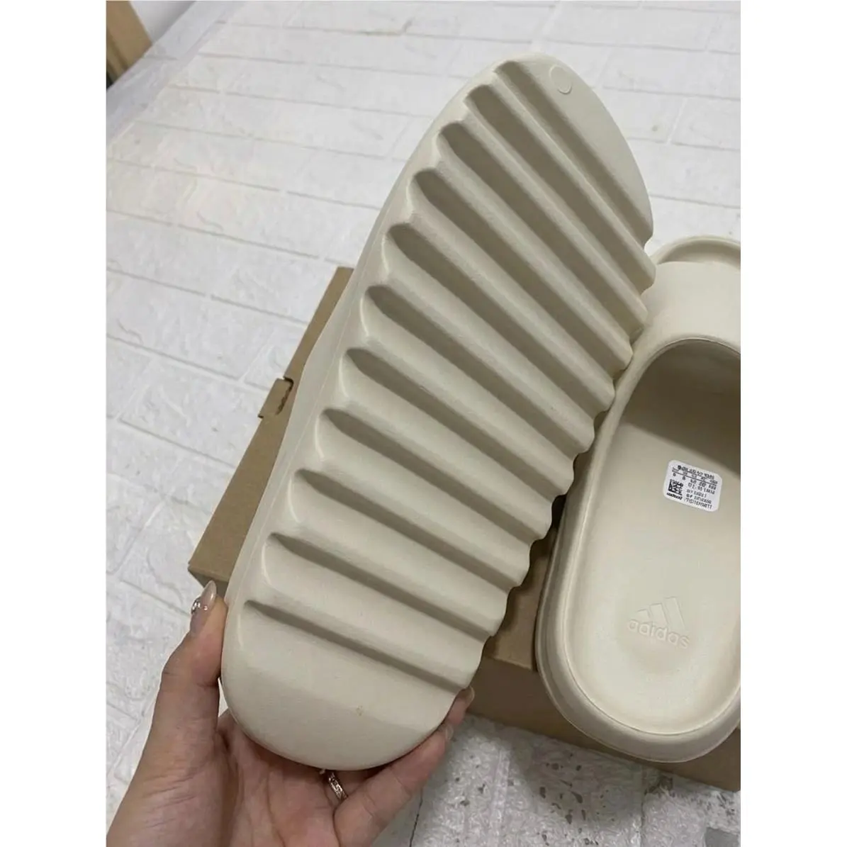Adidas shoes - Yeezy - Yeezy - Beige 6