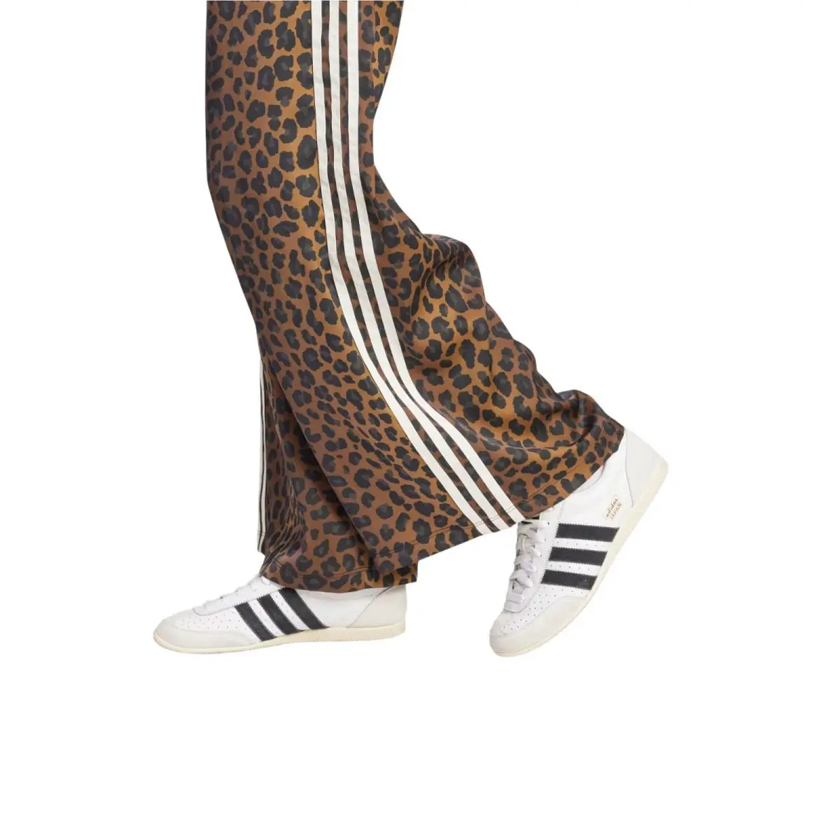 Adidas clothing - Brown 4