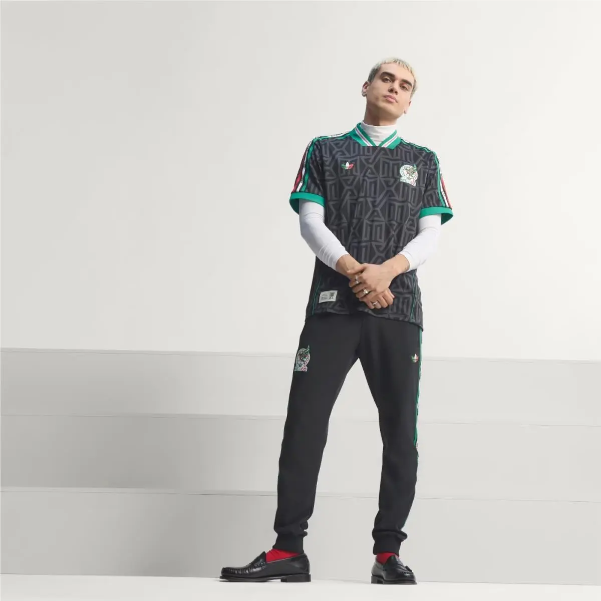 Adidas clothing - Black 11