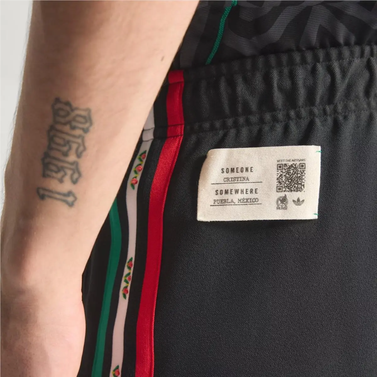Adidas clothing - Black 4