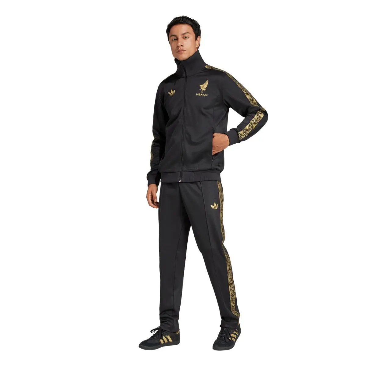Adidas clothing - Black/ Gold 3