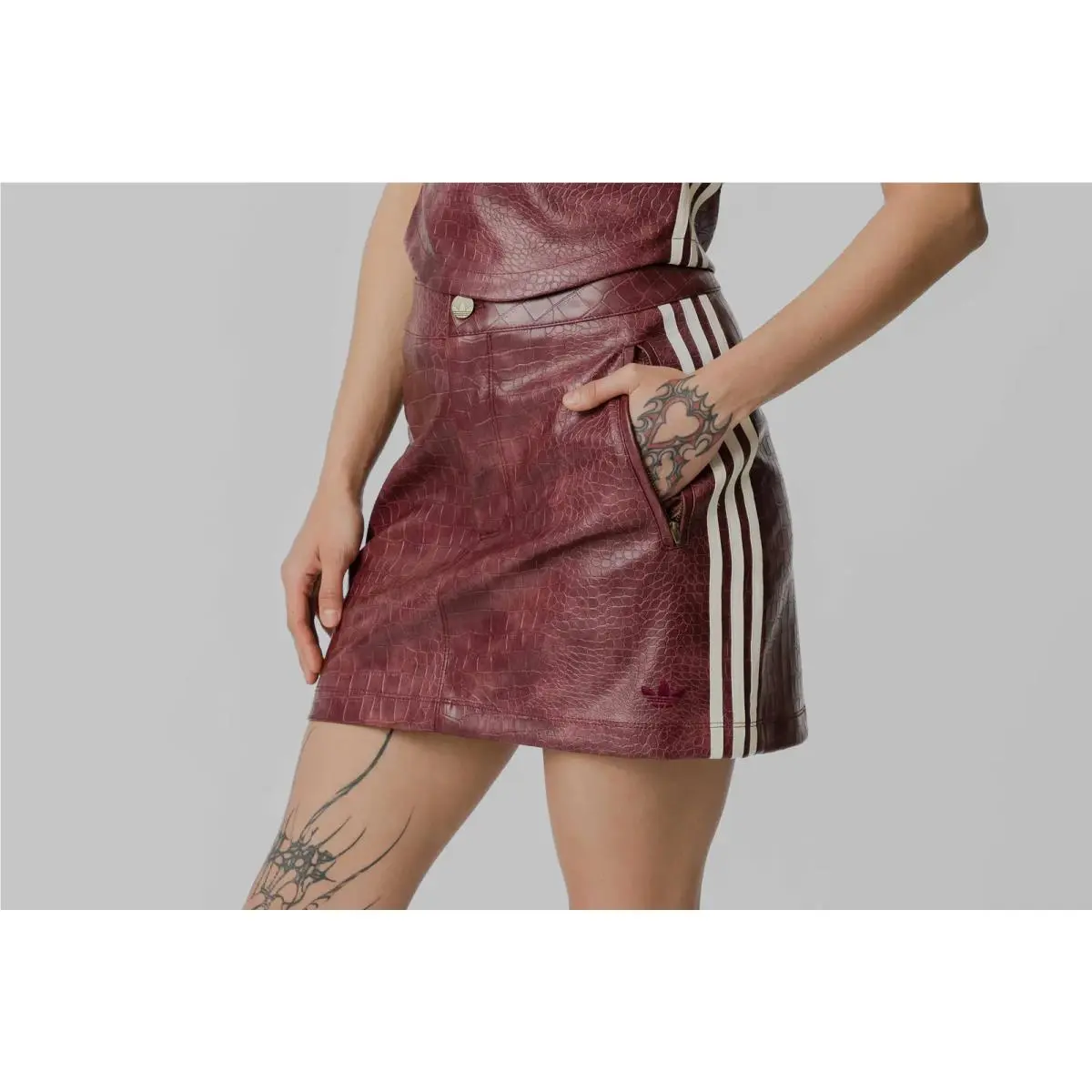 Adidas Originals Women`s Croc Pleather Trefoil Mini Skirt KD8785