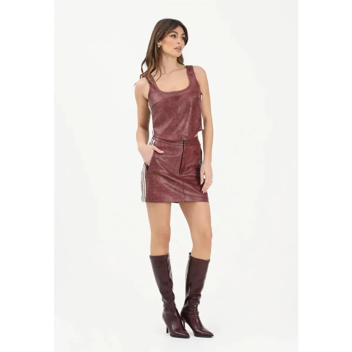 Adidas clothing - KD8785 - KD8785 - Maroon 9
