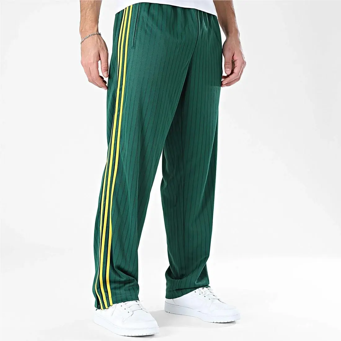 Adidas clothing - adidas Adicolor - Adicolor - KE3456 - Collegiate Green 3