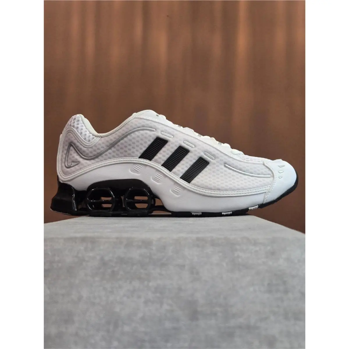 Adidas Originals Megaride O1 - White Black Silver JH5520 Men`s 10 Women`s 11