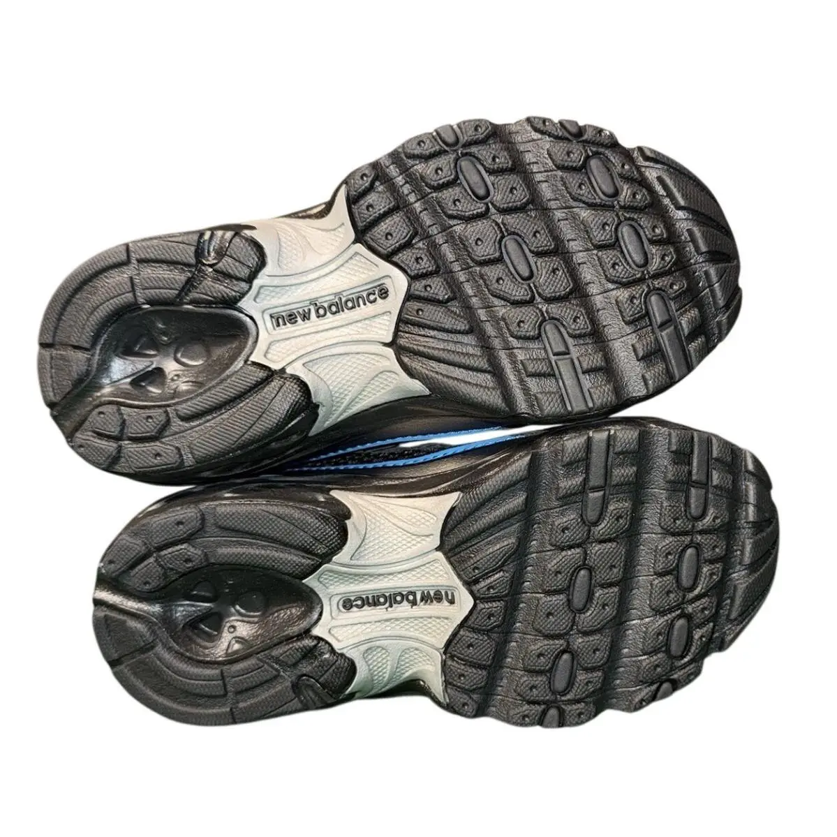 New Balance shoes - 740 - Black (UPC: 198686808178) 3