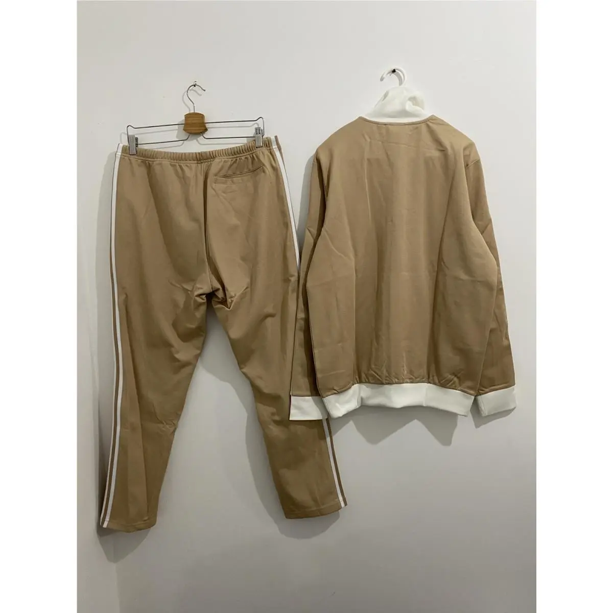 Adidas clothing - Magic Beige White 1