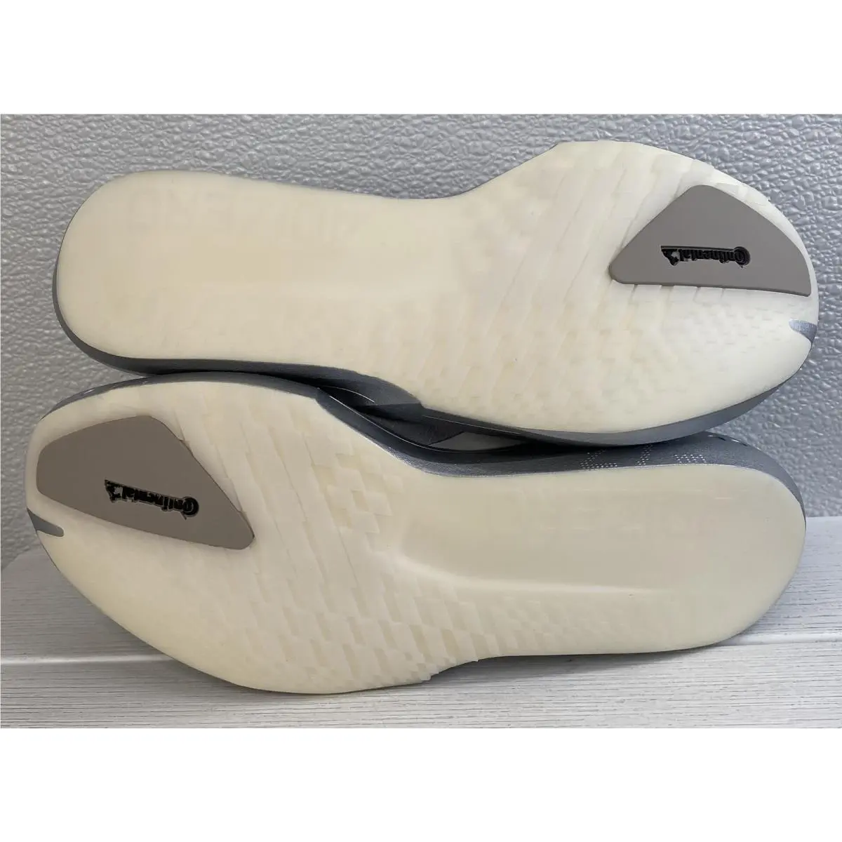 Adidas shoes - Silver (UPC: 198322575396) 4