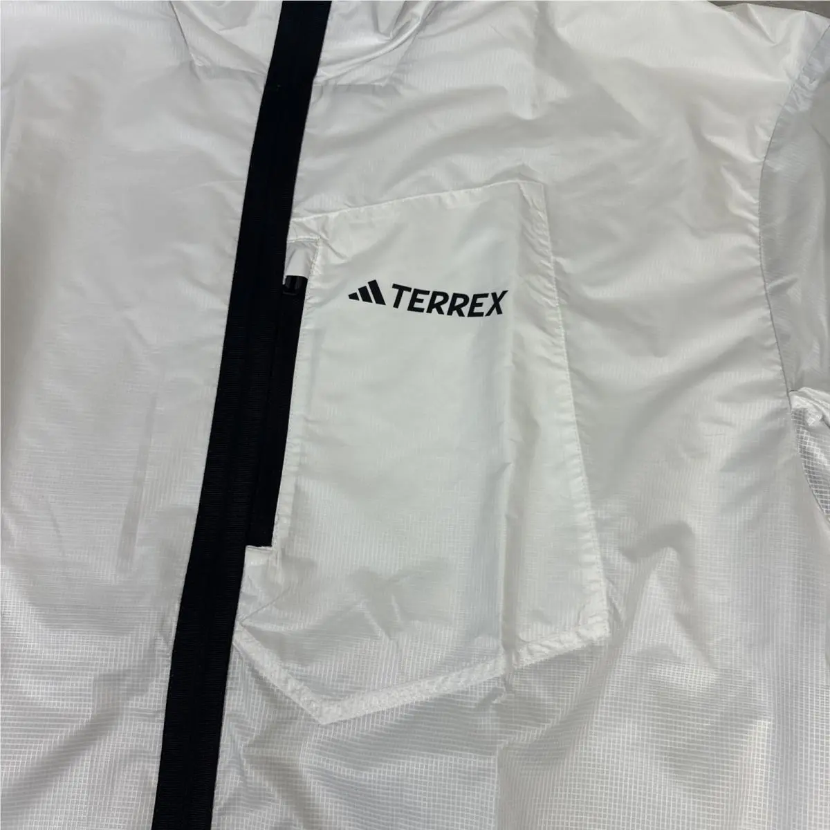 Adidas clothing - White 0