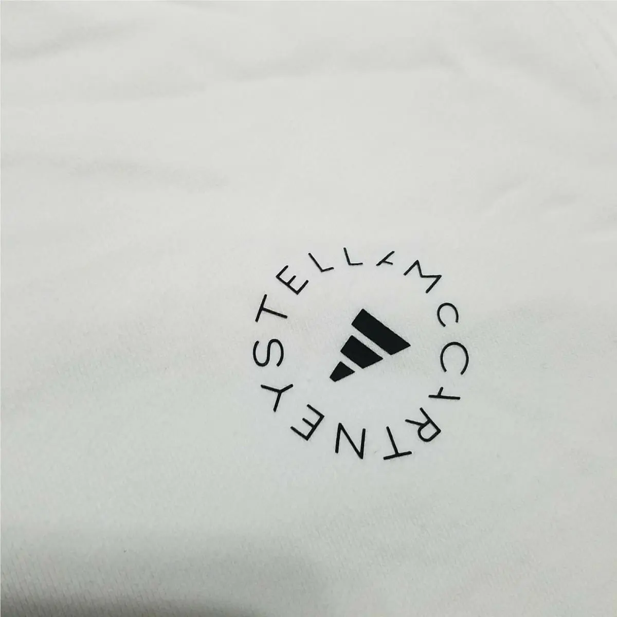 Adidas clothing - White 4